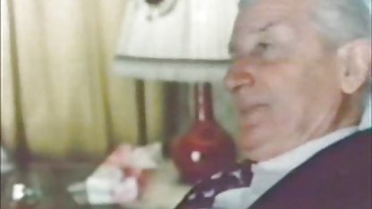 હાર્ટ એટેક સાથે સોનેરીને ડબલ પ્રવેશ