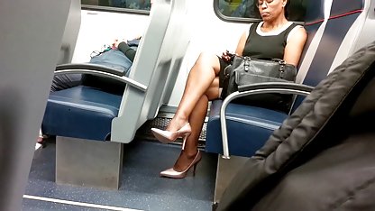 પોર્ન નિષ્ણાતો કેમેરા સામે પ્રથમ વખત મળે છે